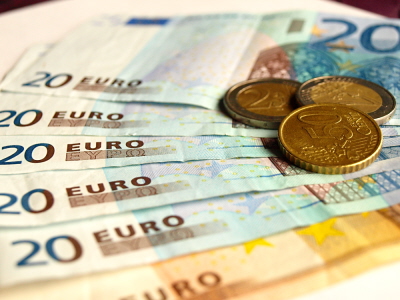 Tenerife Comes out of Europe and Goes Back to the Peseta in Tenerife News of the Week